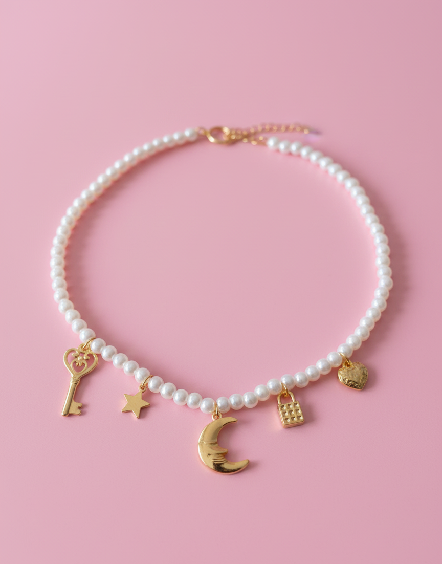 Collar "Celestial Charm"